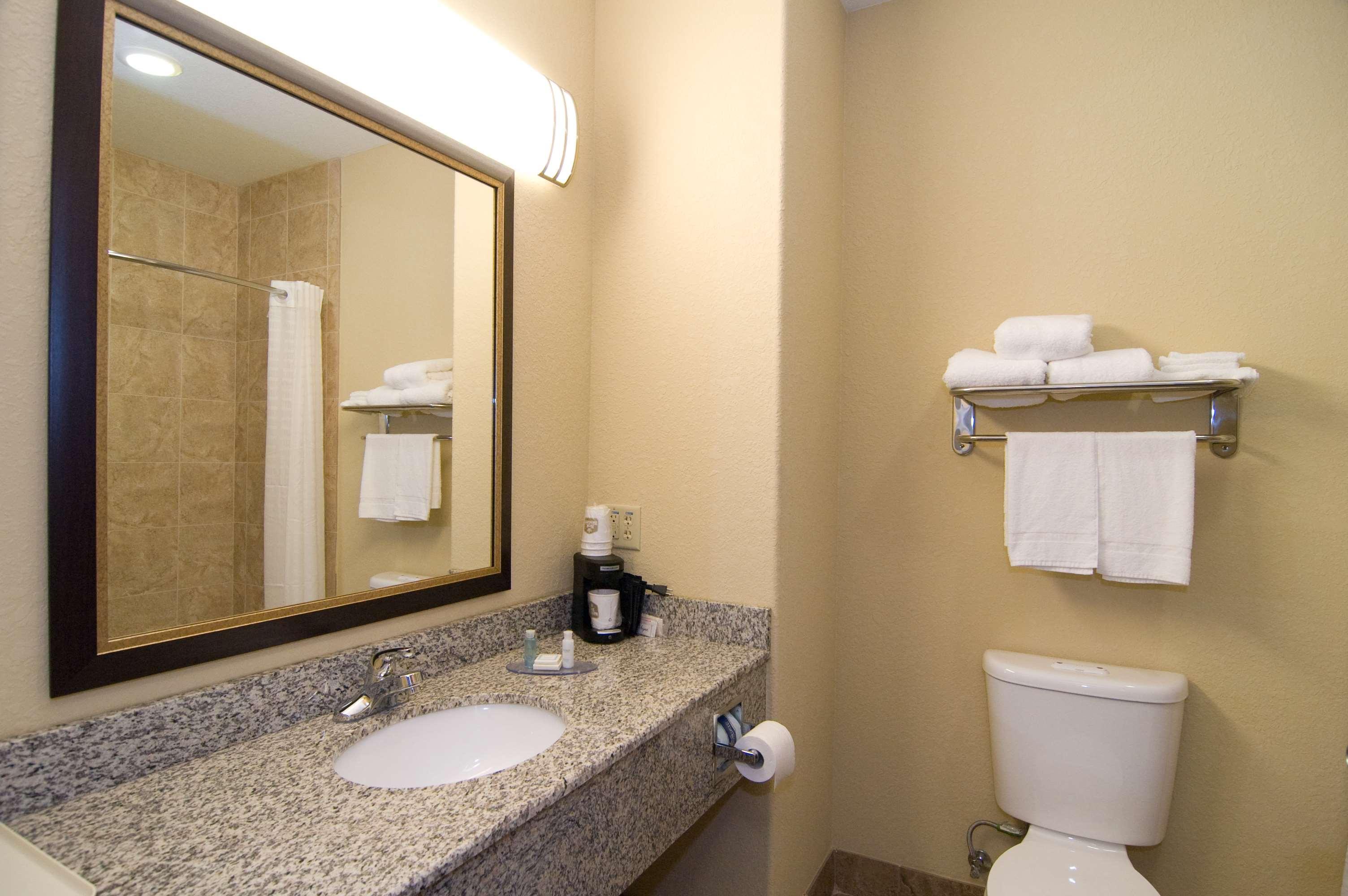 Best Western Bastrop Pines Inn Cameră foto