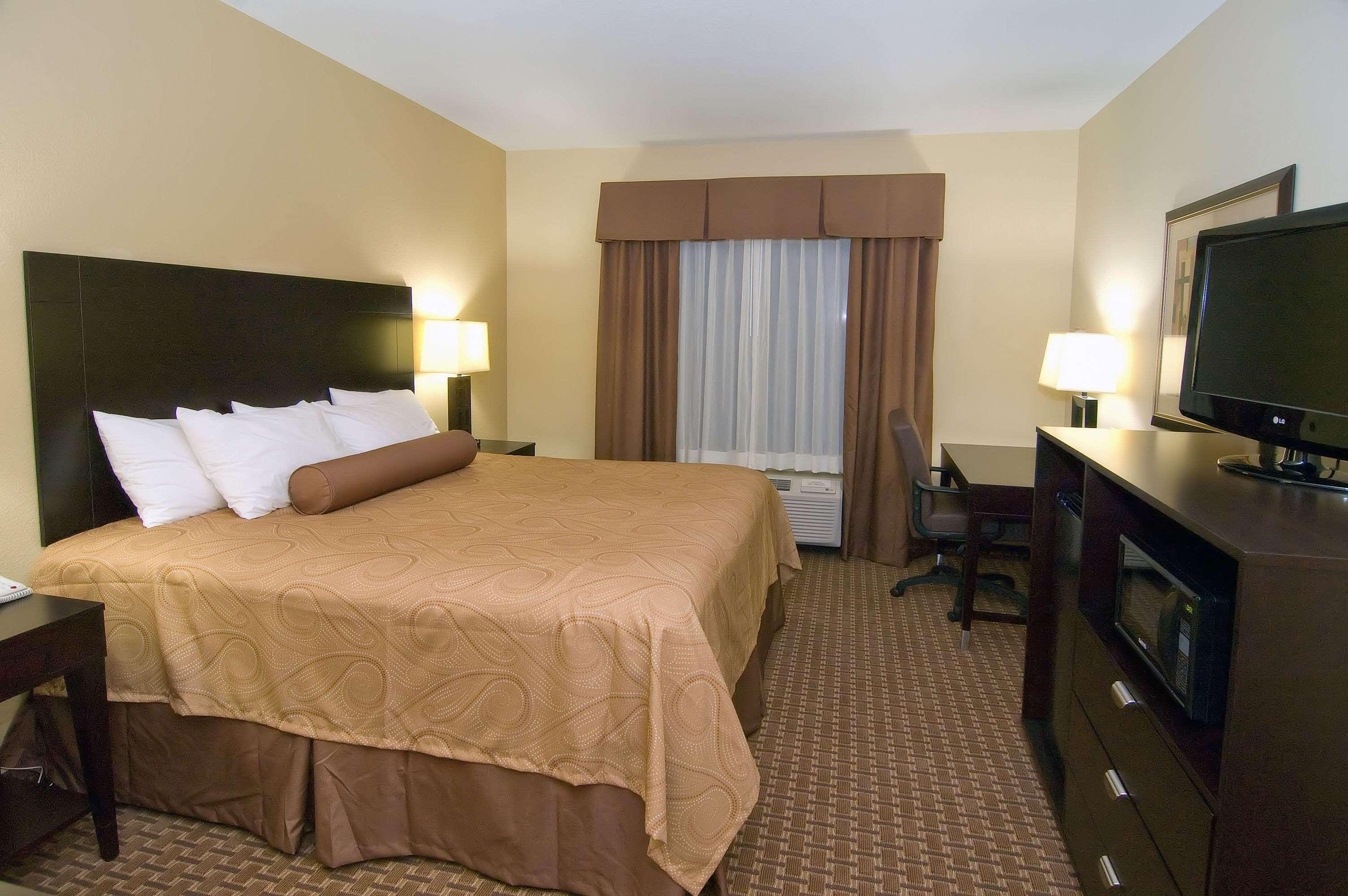 Best Western Bastrop Pines Inn Cameră foto